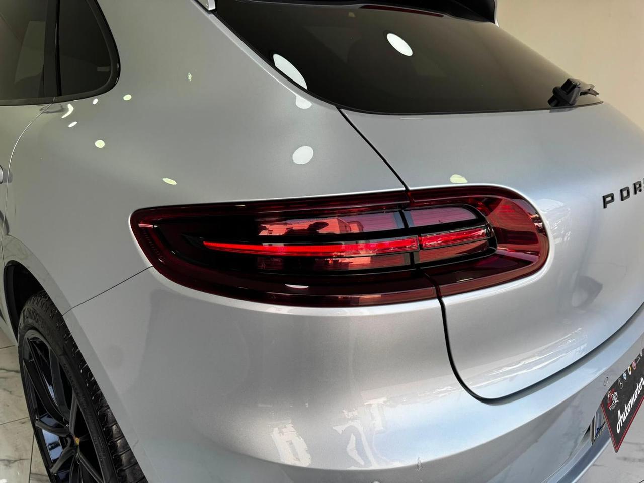 Porsche Macan 3.0 S Diesel-ALL GTS-FULL LED-TAGLIANDI PORSCHE-2017