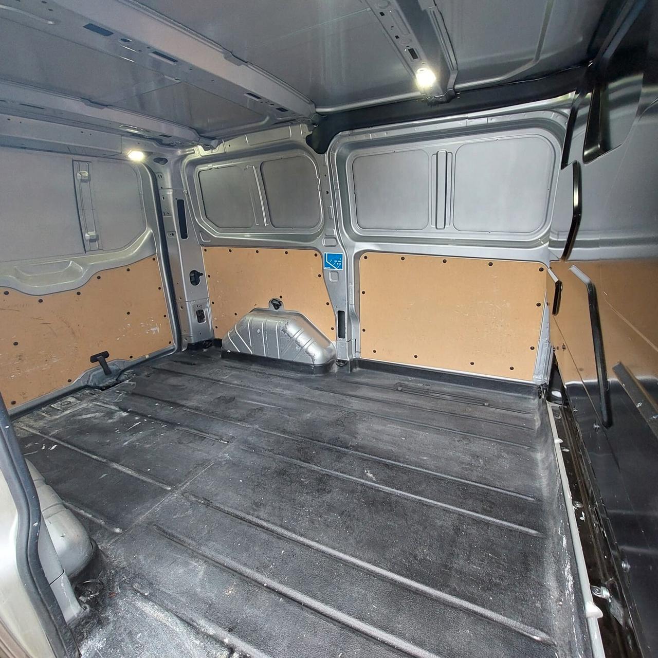 Ford Transit Custom 270 2.2 TDCi 155CV PC Furgone Trend