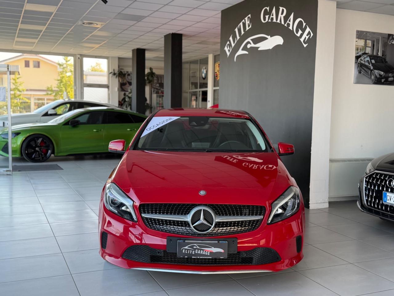 Mercedes A 200 d Sport Euro6 Neopatentati RED-LINE