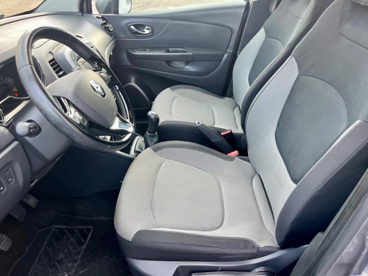 Renault Captur 1.5dci 2014 132.000km per neopatentati