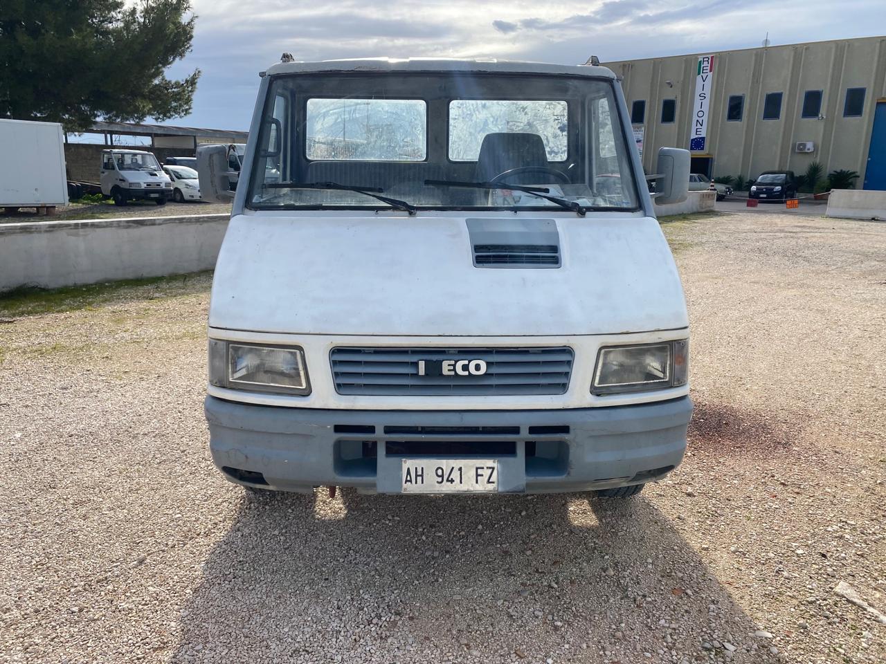Iveco Daily 49-12 Si Vende Per Passaggio O Ricambi