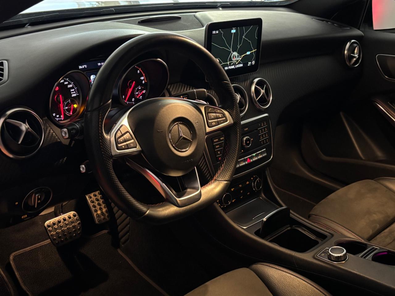 Mercedes-benz A 200 d Automatic 4Matic Premium Amg
