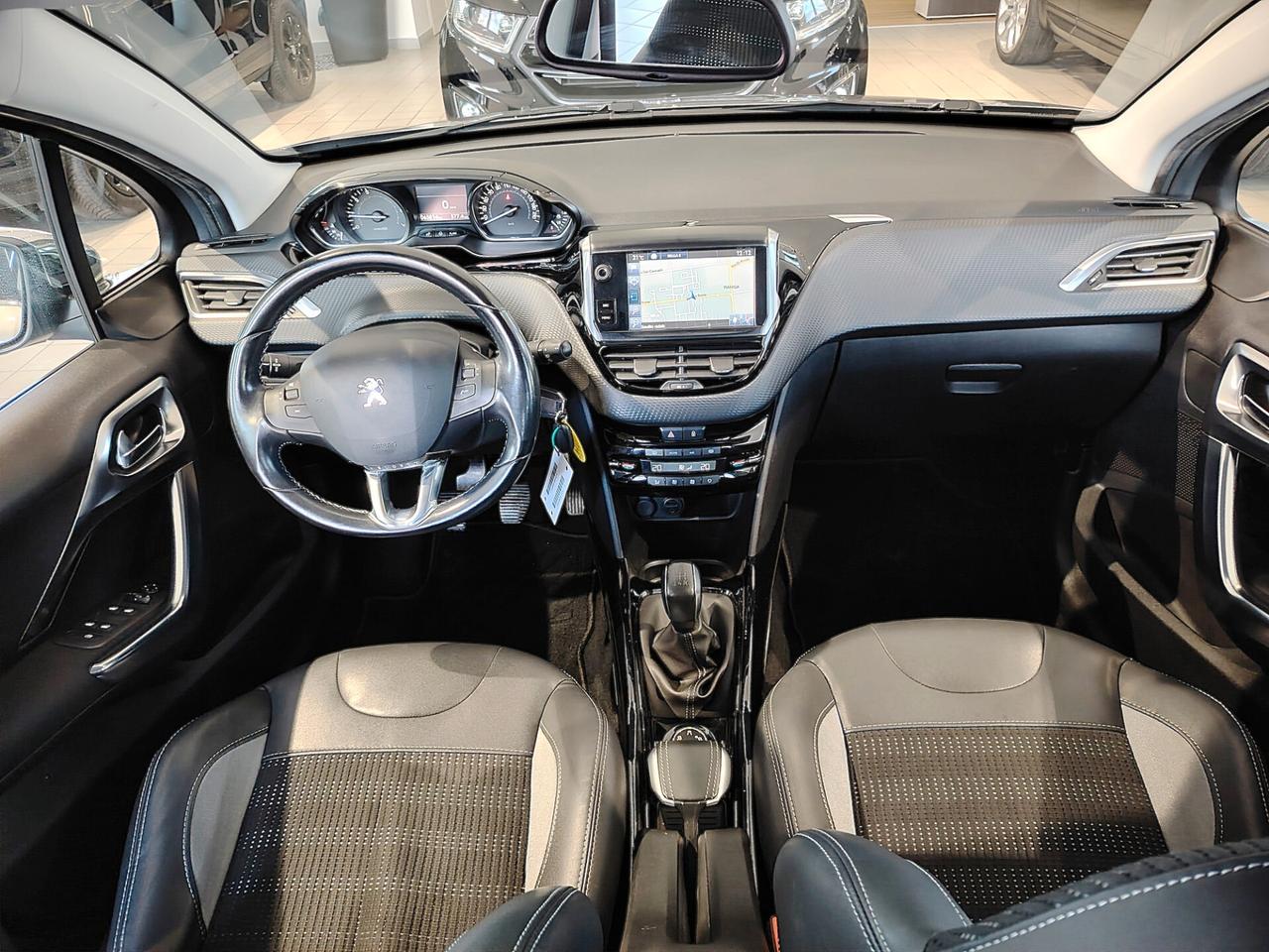 Peugeot 2008 PureTech 1.2 Turbo 110 S&S Black Matt
