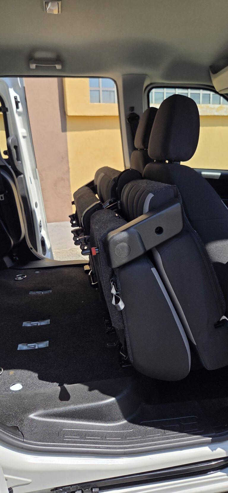 Fiat DOBLO' 1.3 MTJ 95 CV CH1 LOUNGE OMOL.AUTOCARRO 5 POSTI KM. 34.000 CERTIFICATI-APPENA TAGLIANDATO +IVA