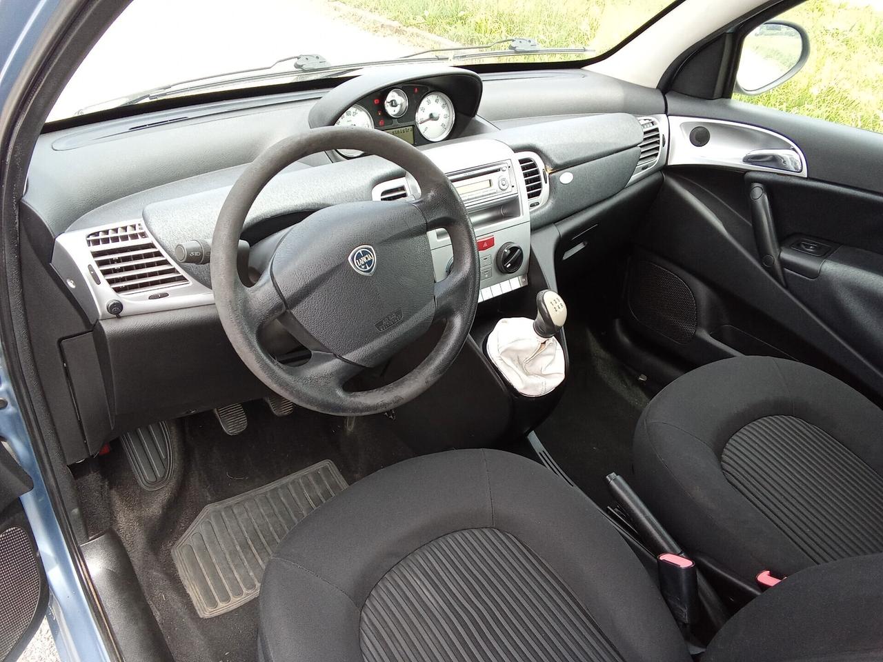 Lancia Ypsilon 1.2 benz. 2010