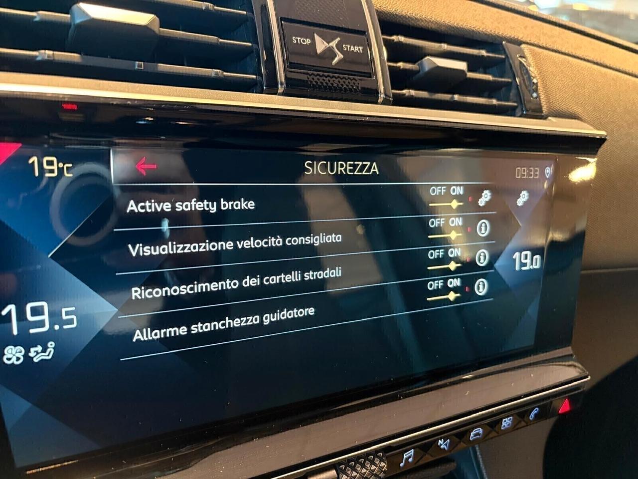 Ds DS 7 Crossback GRAND CHIC BlueHDi 180 aut. SPOTICAR.