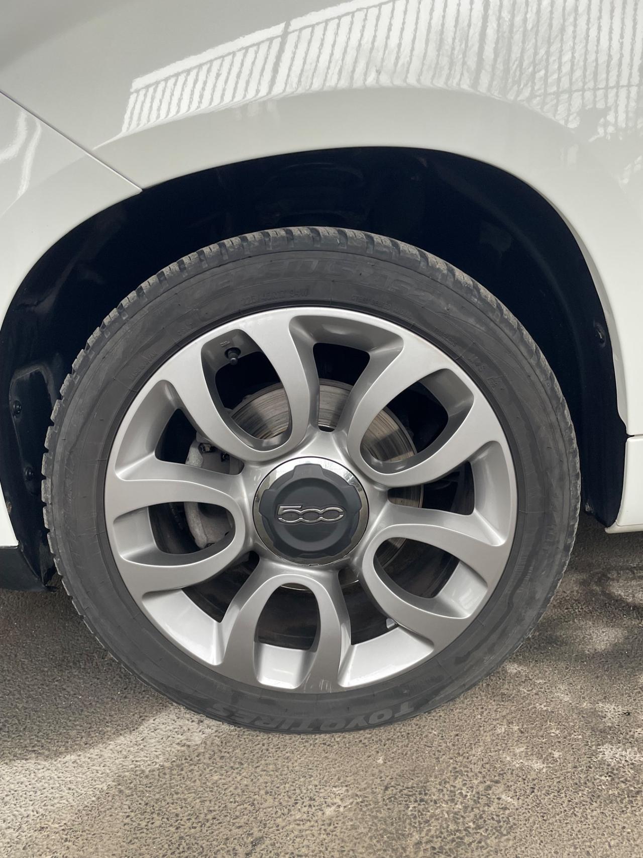 Fiat 500L 1.6 Multijet 105 CV Lounge tetto nav sensori ecc dal nord