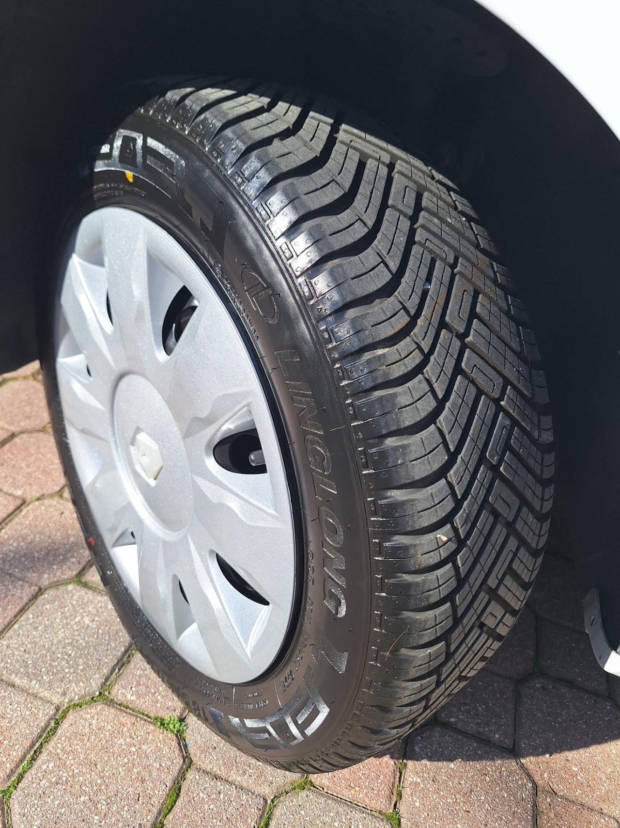 Renault Clio 1.2 16V 5 porte Dynamique