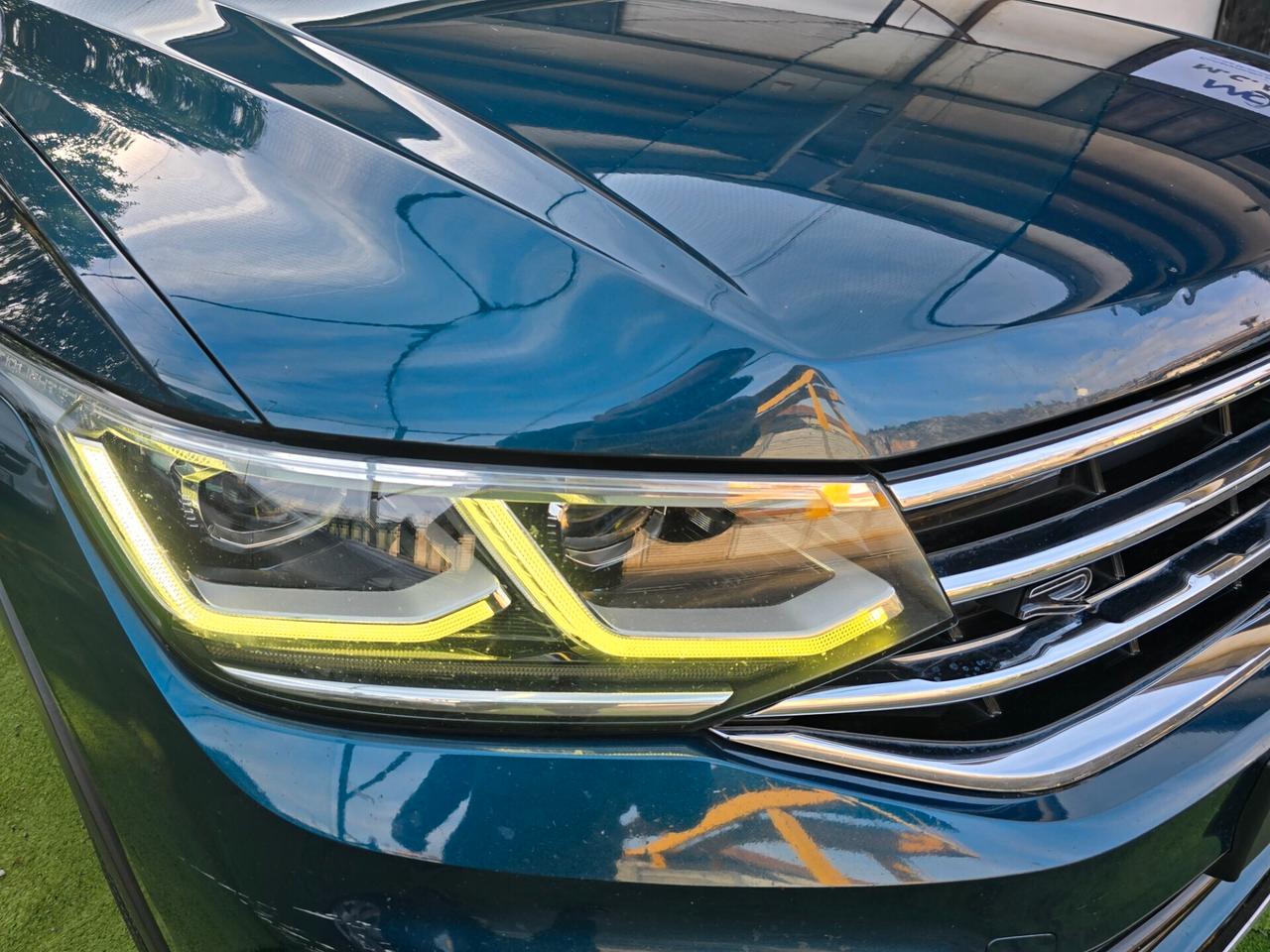 Vw Tiguan 2.0 TDI 200CV 4x4 R.line tetto apribile-2021