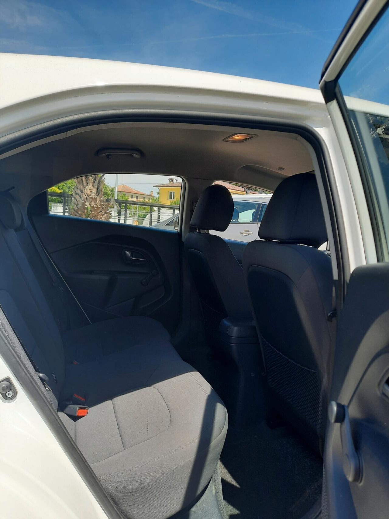 Kia Rio 1.1 CRDi 5p. Active OK NEOPATENTATI