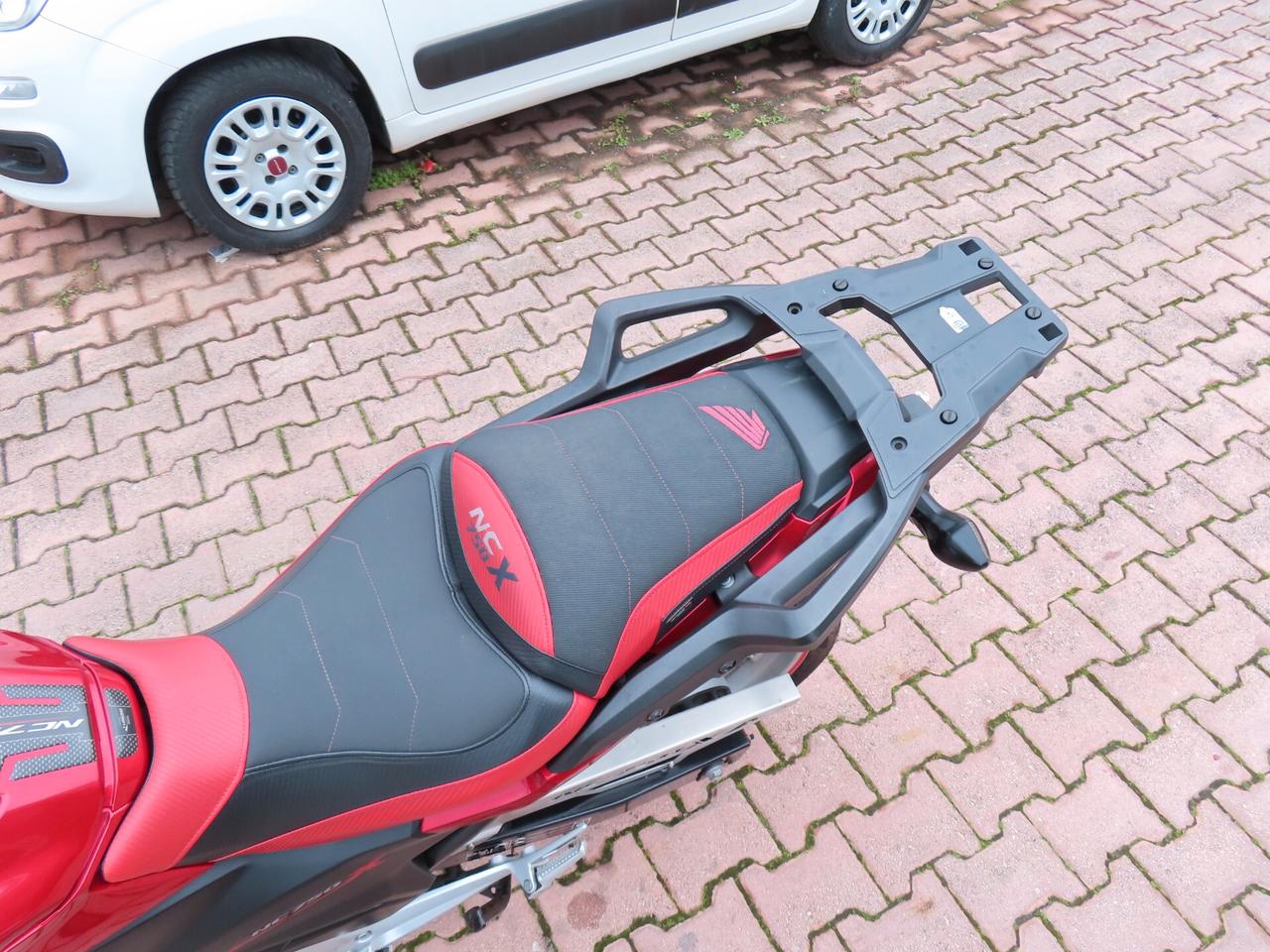 Honda NC 750X FULL 15.000 KM PARI AL NUOVO