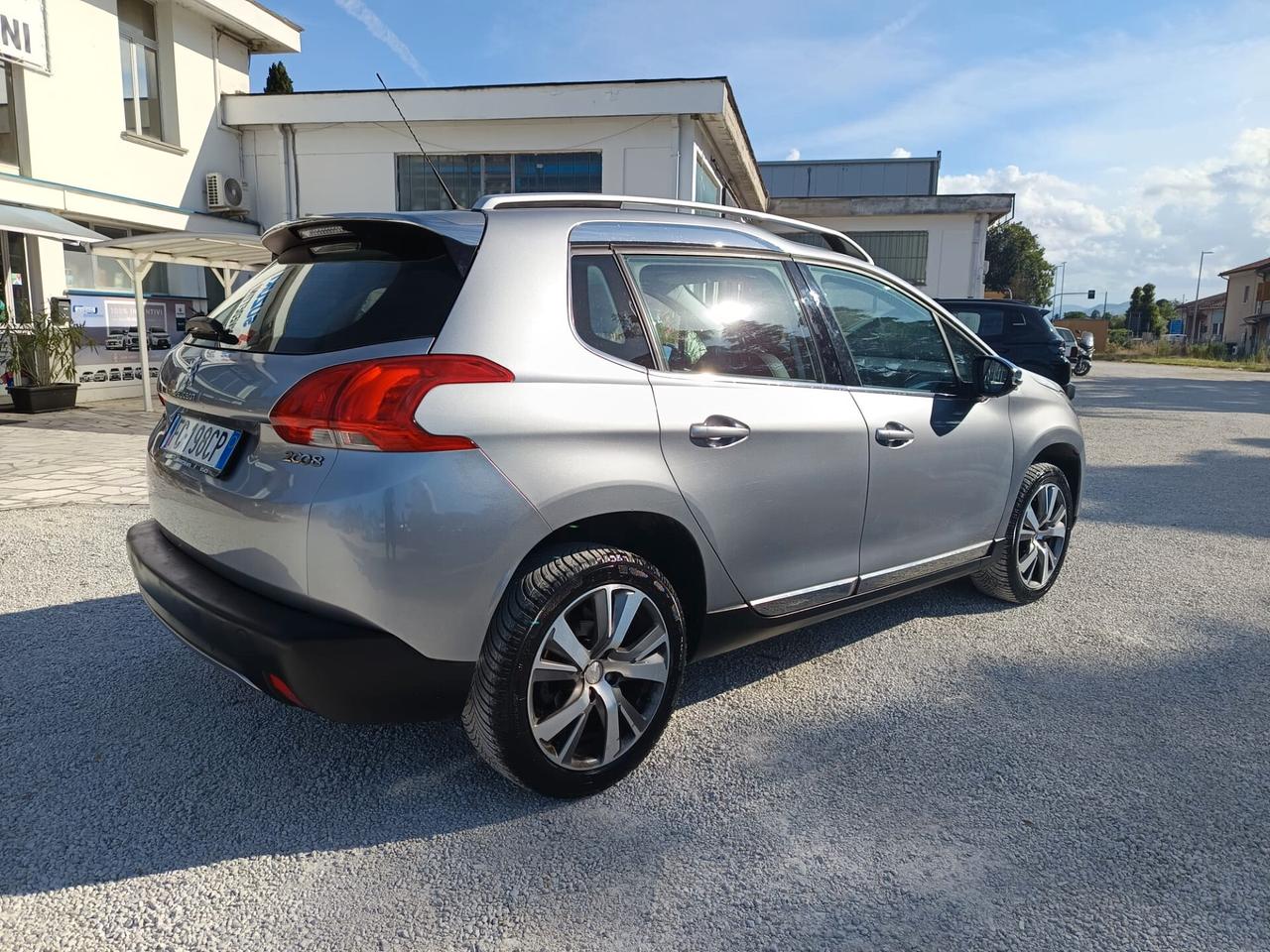 Peugeot 2008 PureTech 110 EAT6 Allure Tua a 177€ al Mese