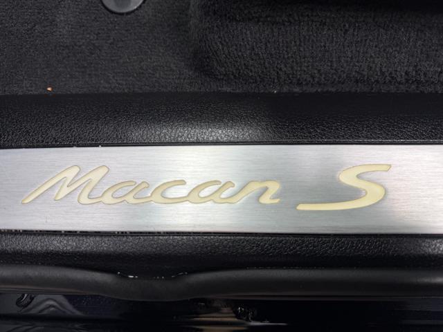 PORSCHE Macan 3.0 Diesel S SPORT (FULL OPTIONAL)