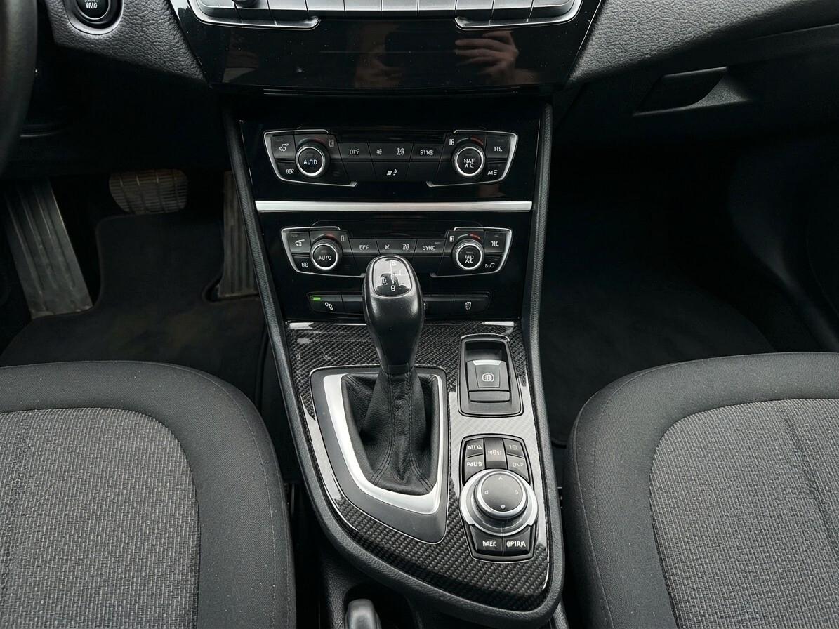 Bmw 2er Active Tourer 216d Advantage