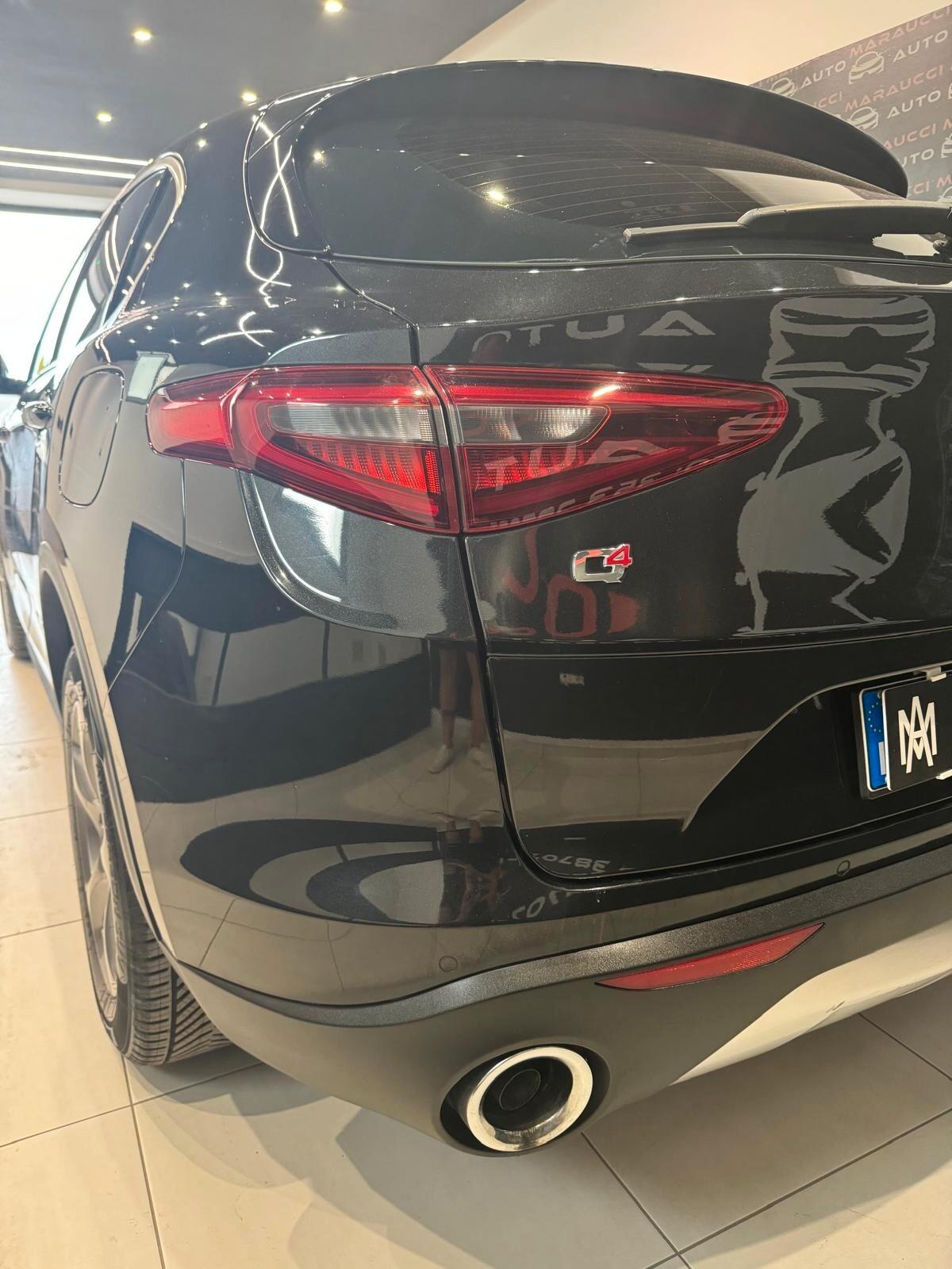 Alfa Romeo Stelvio 2.2 Turbodiesel 210 CV AT8 Q4 Executive