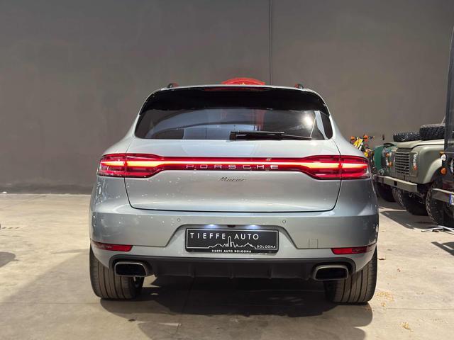 PORSCHE Macan 2.0