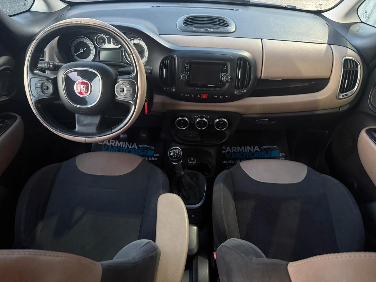 Fiat 500L LIVING cc1.6MJT LOUNGE
