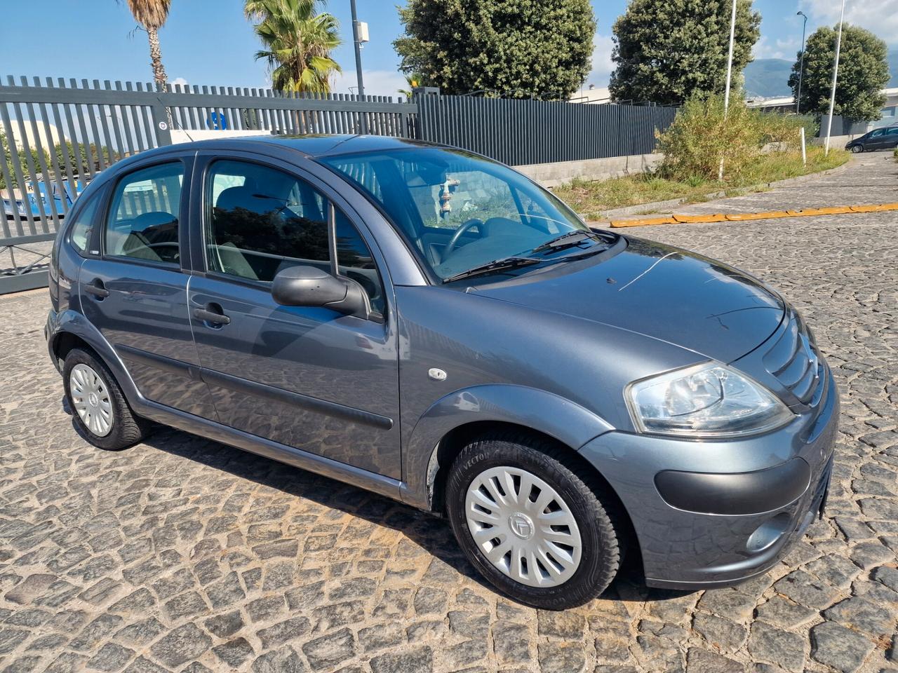 Citroen C3 1.1 airdream 28000 km