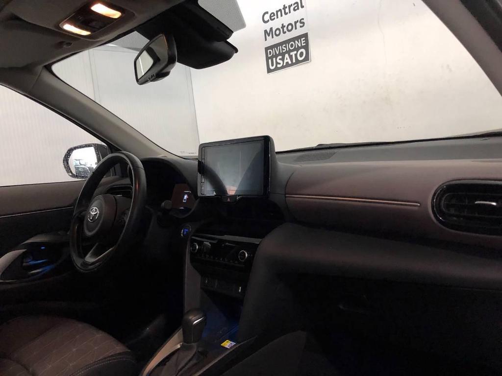 Toyota Yaris Cross 1.5 H Lounge FWD E-CVT