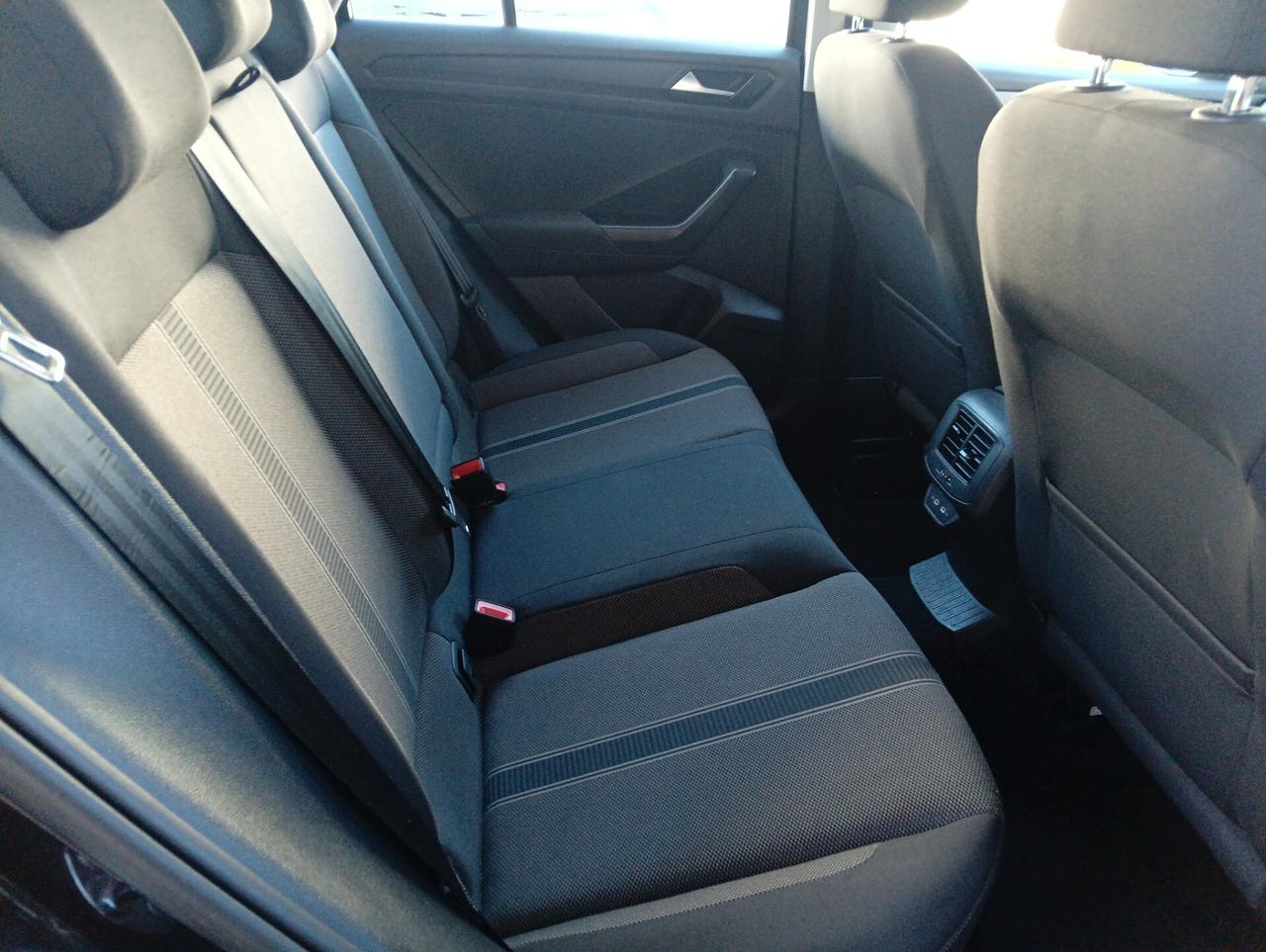 Volkswagen T-Roc 2.0 TDI 115cv SCR Business BlueMotion Technology