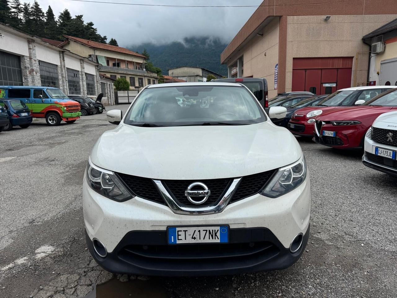 Nissan Qashqai 1.5 dCi DPF Tekna