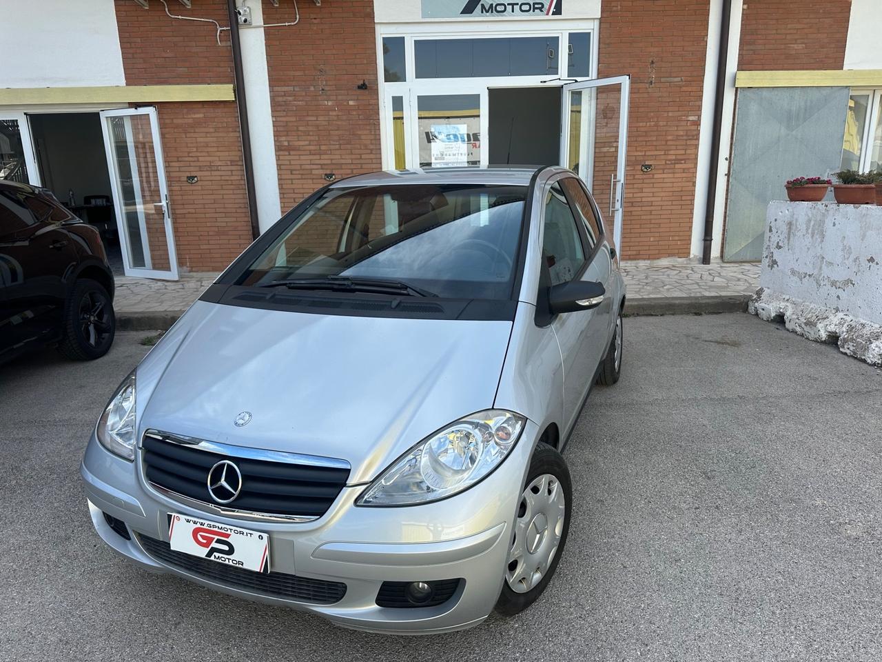 MERCEDES CLASSE A 160 2.0*82CV*AVANTGARDE*OK NEOPATENTATO*AUTOMATICA*