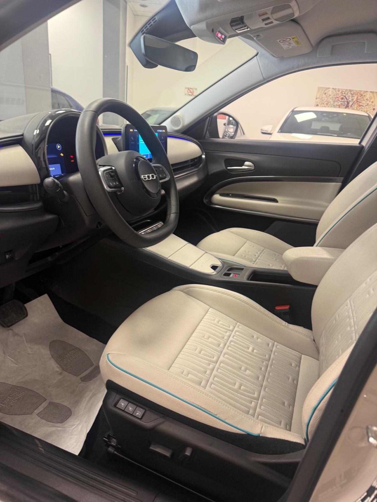 Fiat 600 Hybrid 110 CV DCT MHEV La Prima II