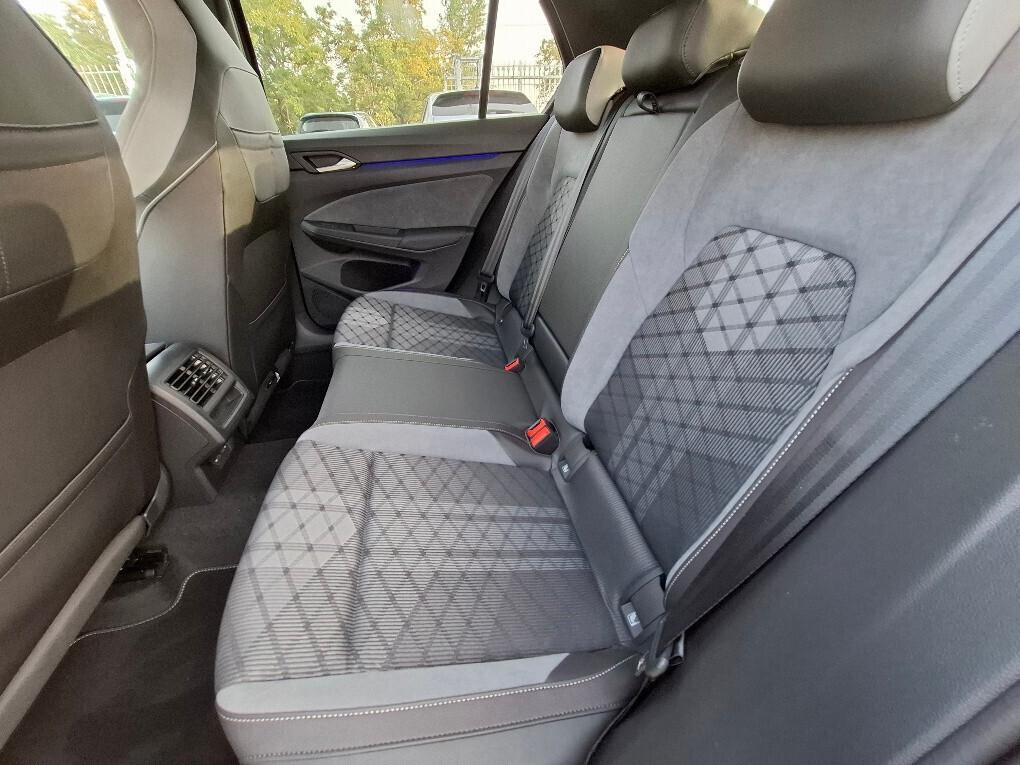 VOLKSWAGEN GOLF 1.5 TSI 130CV R-LINE