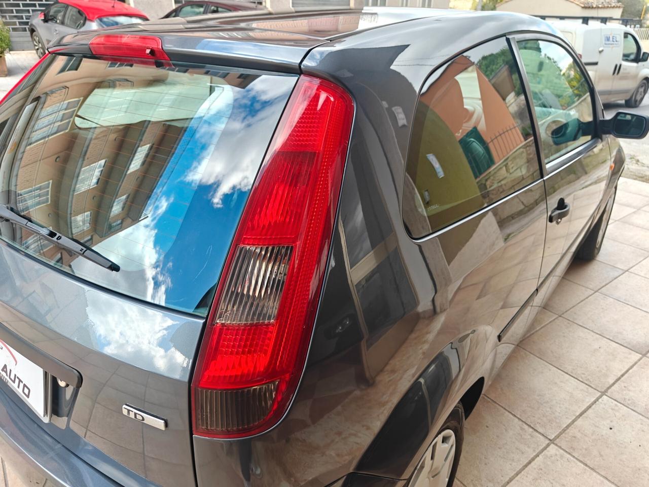 Ford Fiesta 1.4 TDCi 3p Ghia