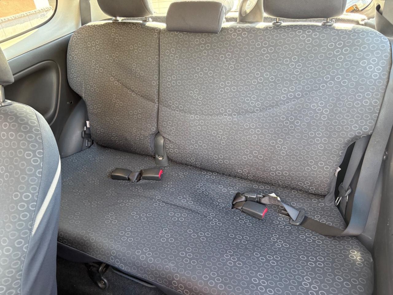 Toyota Yaris 1.0i 16V cat 3 porte