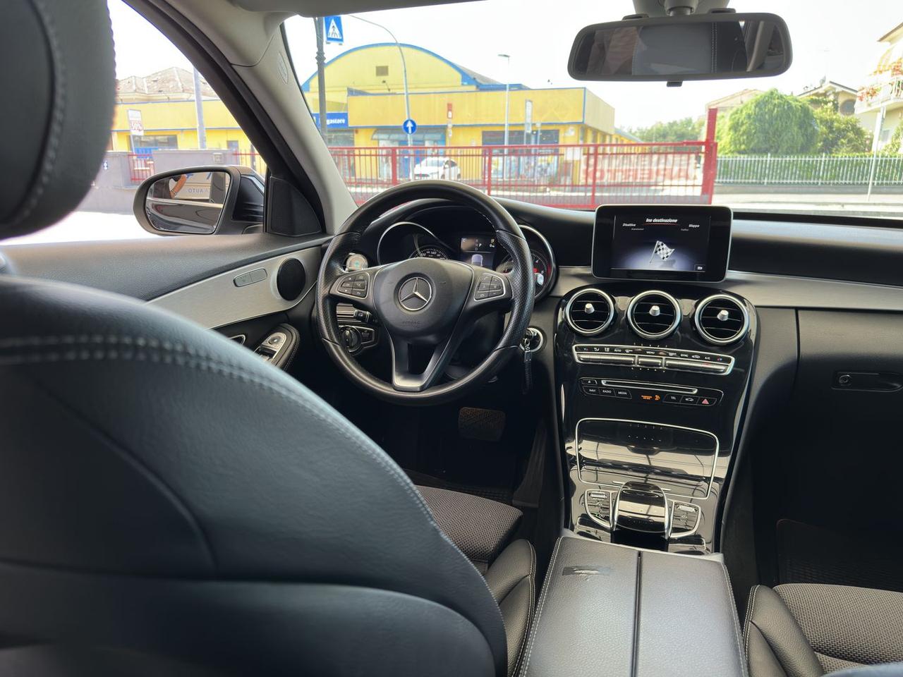 Mercedes-Benz C 220 Premium #6554