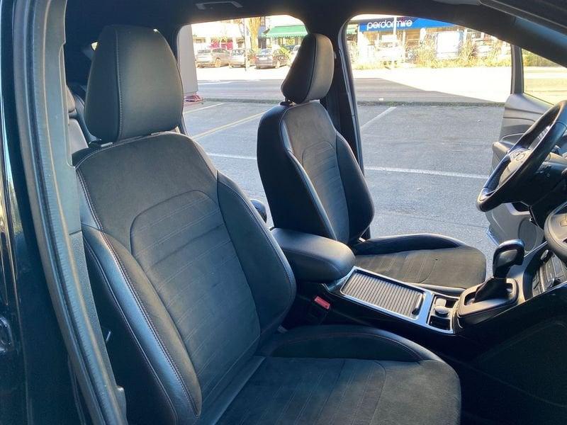 Ford Kuga 2.0 TDCI 120 CV S&S 2WD Powershift ST-Line