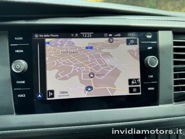 VOLKSWAGEN Caravelle T6.1 9 POSTI-NAVIGATORE