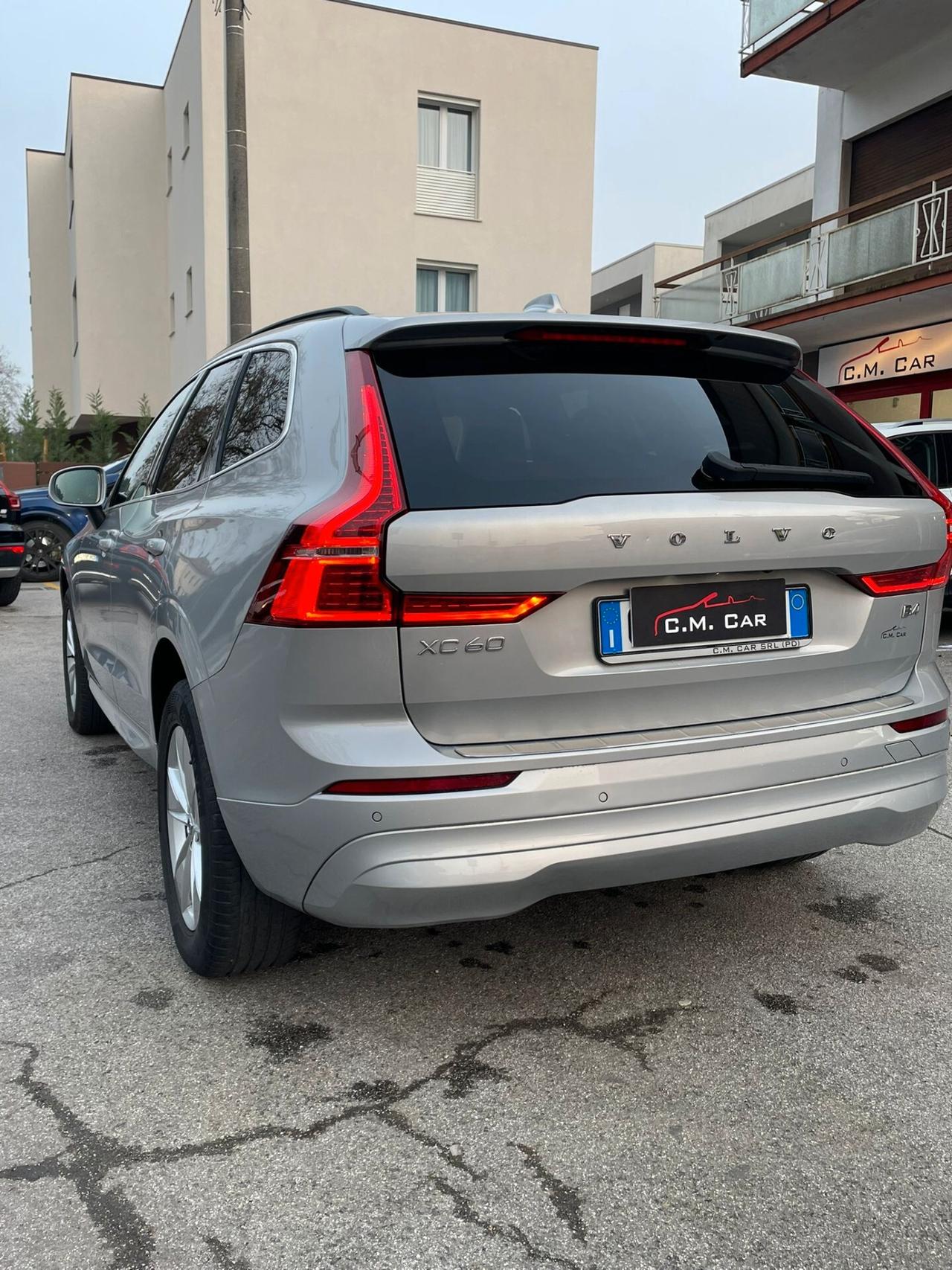 Volvo XC 60 B4 (d) Geartronic Momentum N1