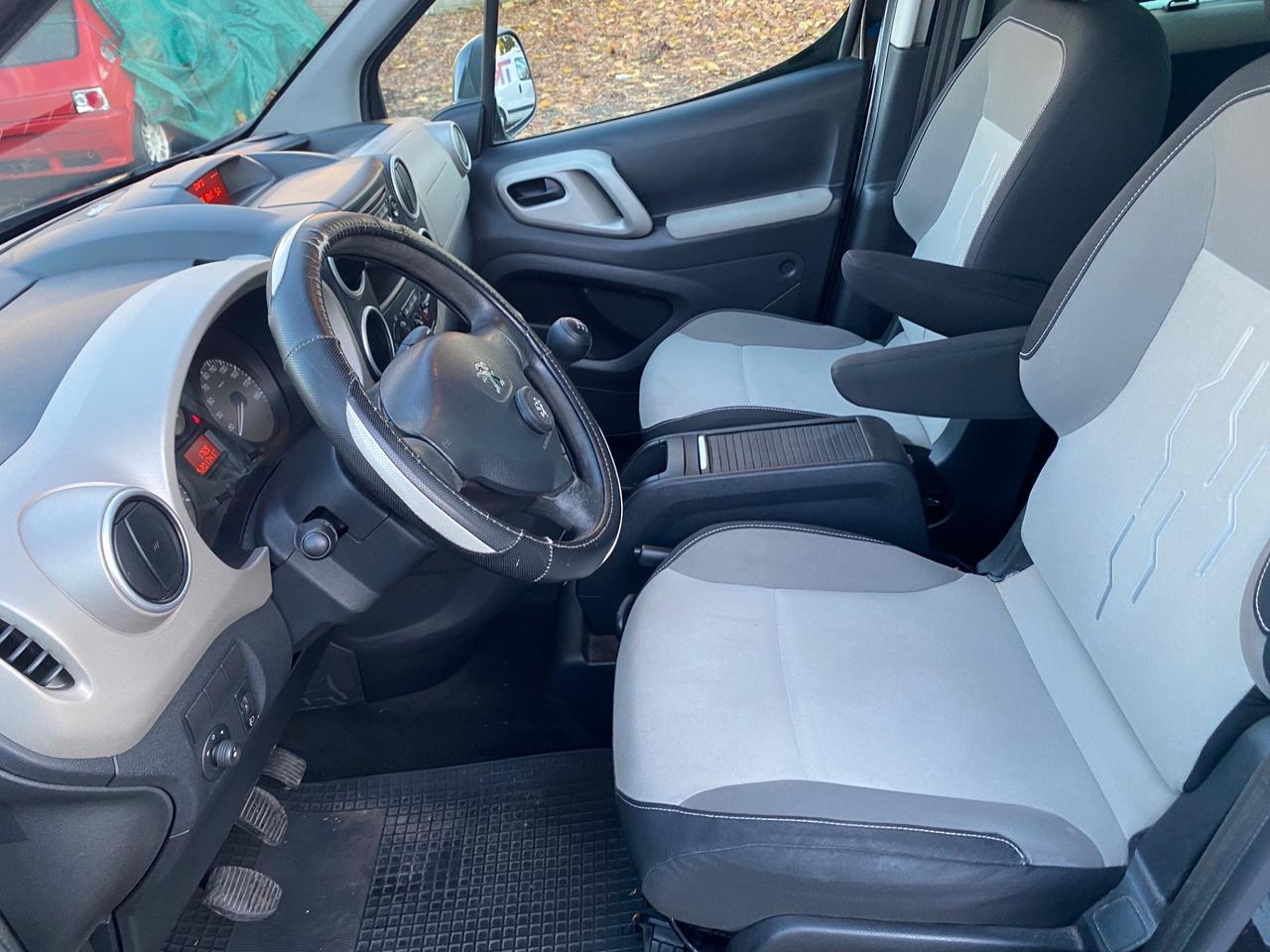 Peugeot Partner Tepee 1.6 HDi 92CV Outdoor