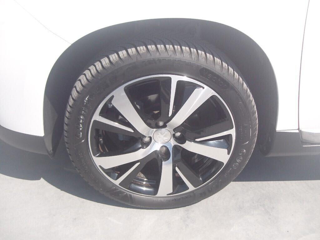 Peugeot 2008 1.6 HDi 92 CV Allure 98'000KM - 2014