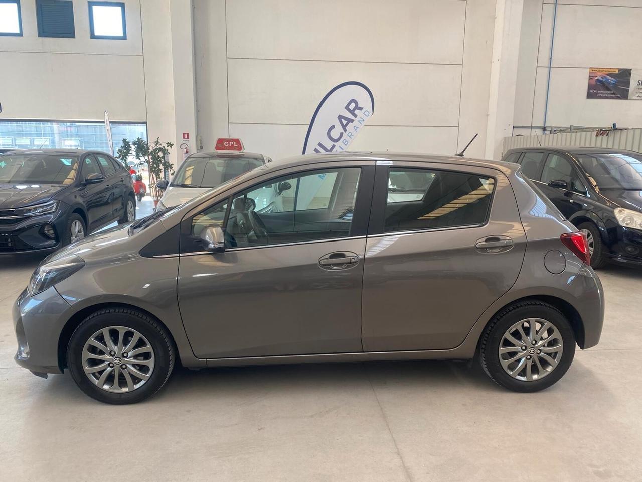 Toyota Yaris 1.0 5 porte Active