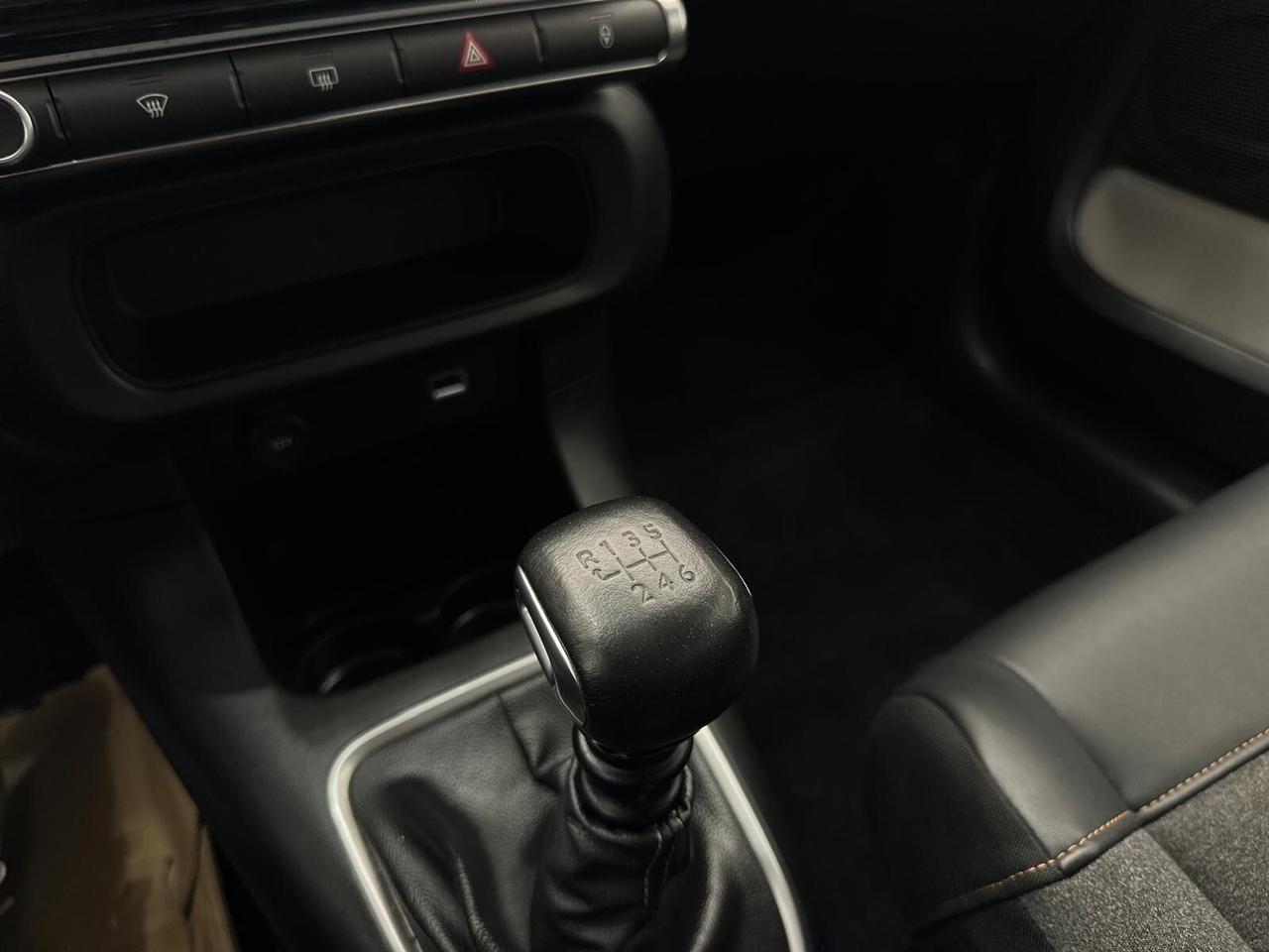 Citroen C3 PureTech 110 S&S Shine Navi+Retrocamera