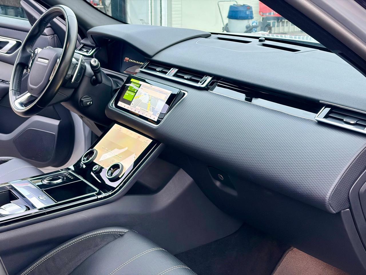 Land Rover Range Velar 2.0D I4 240 CV R-Dynamic HSE