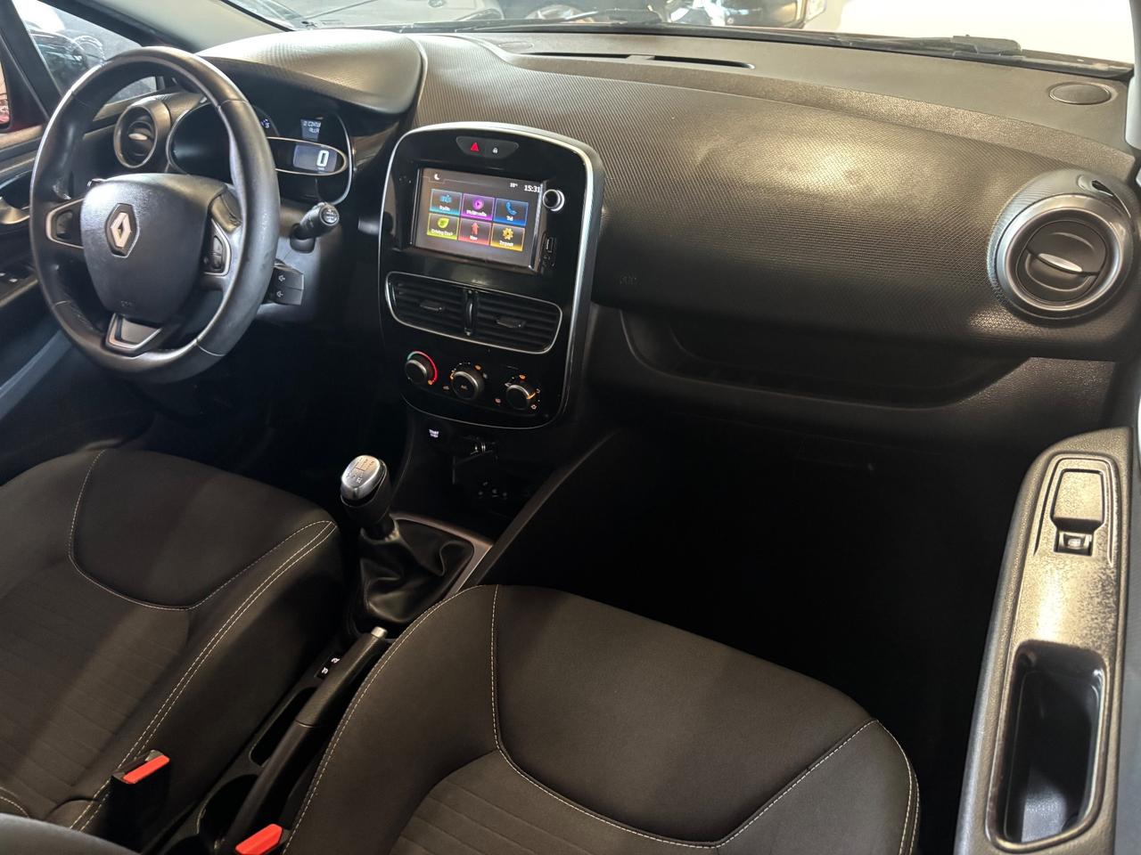 Renault Clio 1.2 BENZINA 75Cv LIMITED |OK NEOPATENTATI~