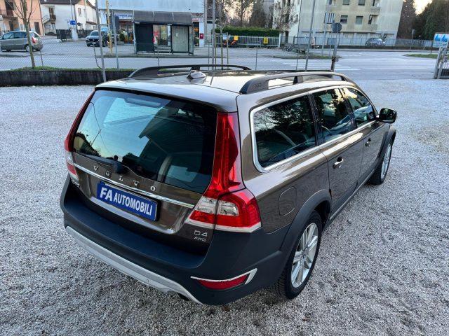 VOLVO XC70 D4 AWD Geartronic Summum