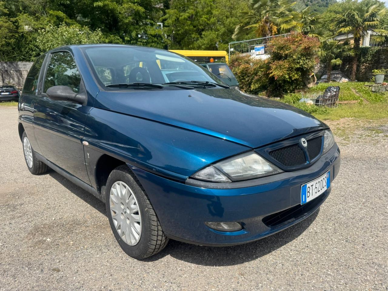Lancia Y 1.2i cat Elefantino Blu