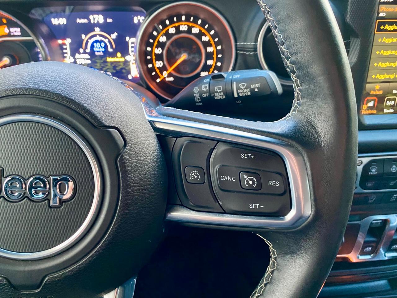 Jeep Wrangler Unlimited 2.2 mjt II Sahara auto 200cv