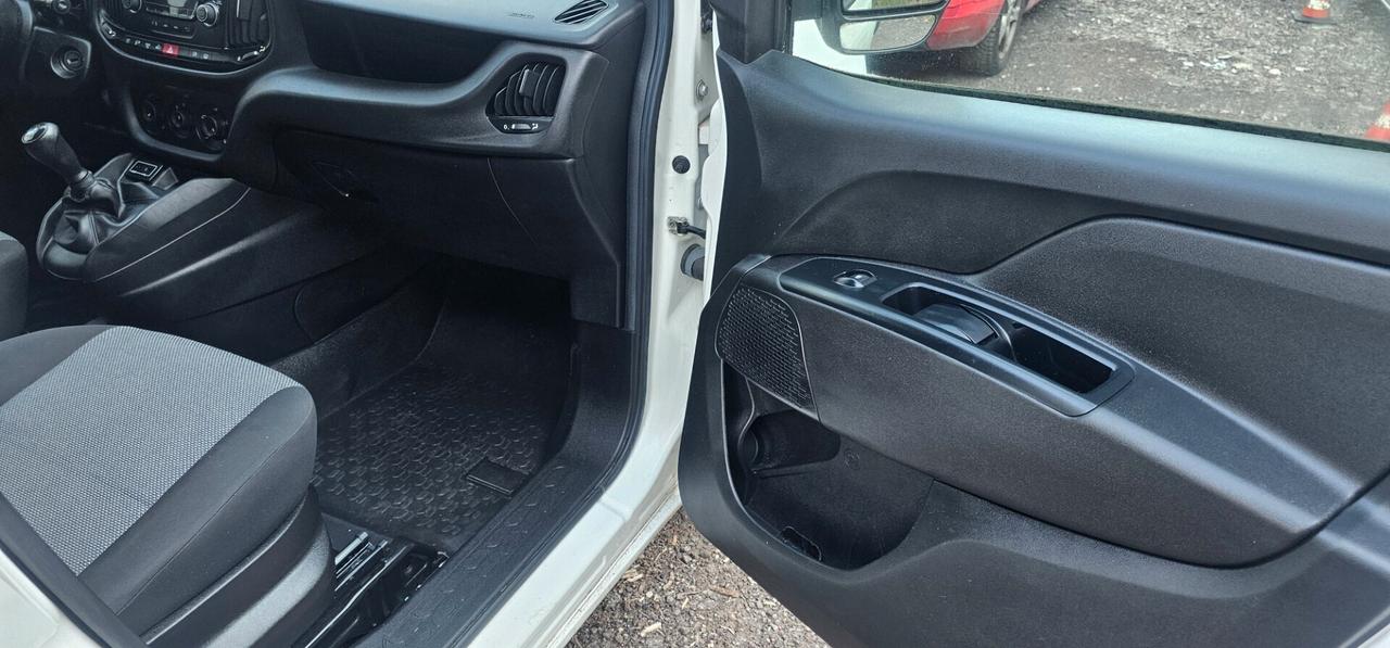 FIAT DOBLO 1.3 D MULTIJET (FRIGORIFERO)