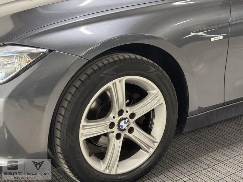 BMW Serie 3 318d touring xDrive 2.0D 143cv Modern