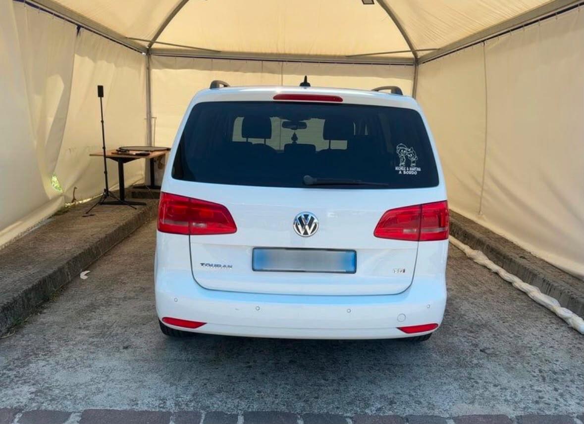 Volkswagen Touran 1.6 TDI DSG 03/2014