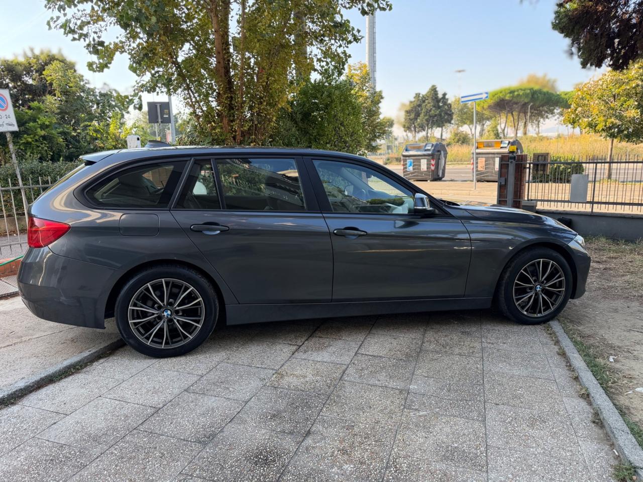 Bmw 320d Touring Business Advantage automatica
