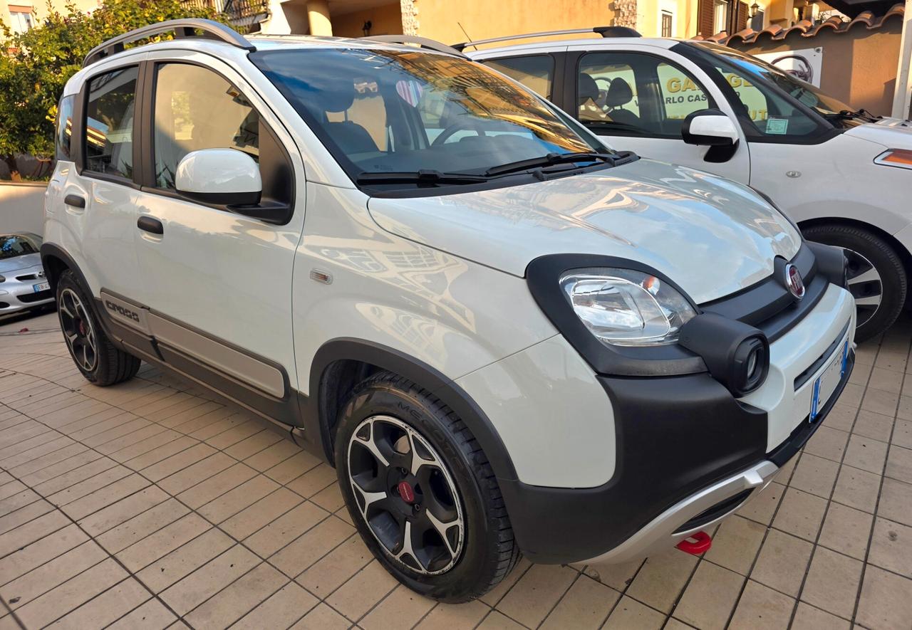Fiat Panda 1.0 FireFly S&S Hybrid City Cross