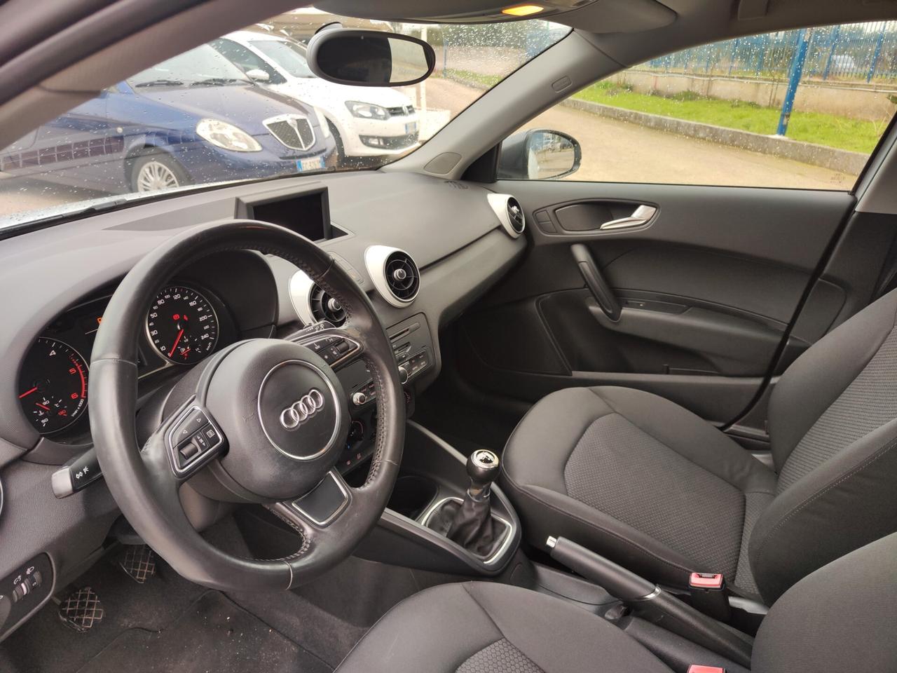 Audi A1 1.6 TDI Ambition 90 Cv del 2012