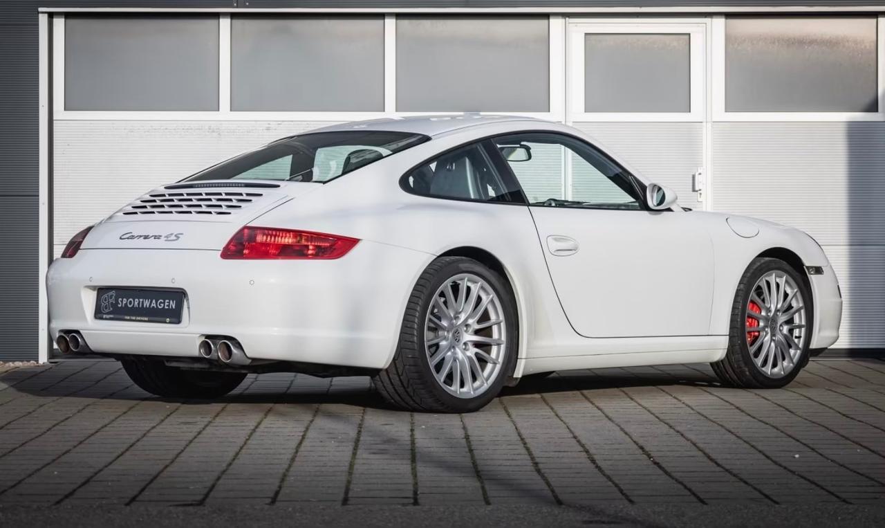 Porsche 911 Carrera 4S Coupé